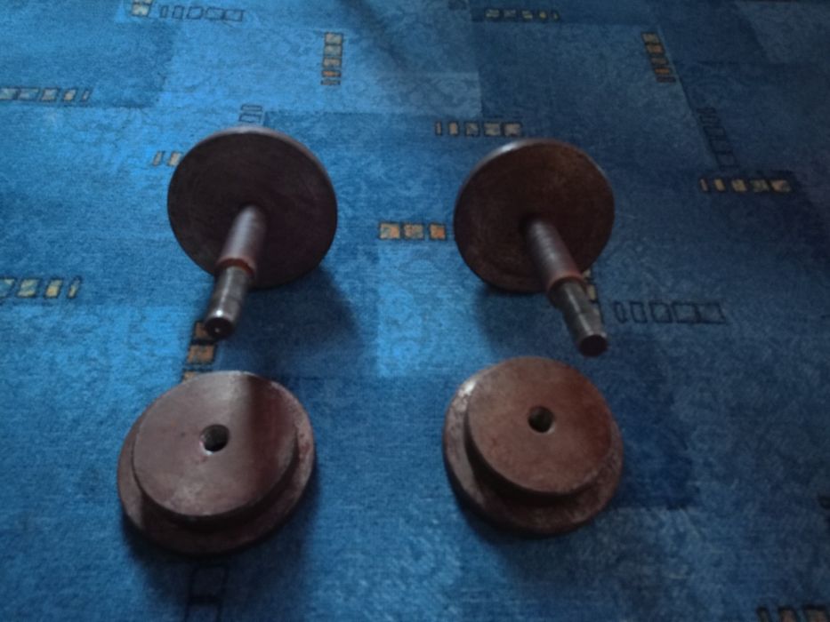 Цельнометаллические гантели