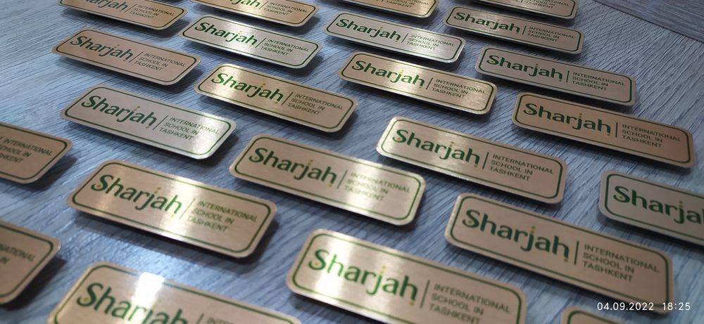 Бейджики, нагрудные алюминиевые с металлическим магнитным креплением