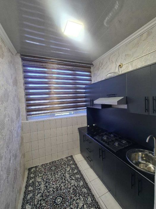 Продаётся 4х комн квартира на 3 этаже Ор-р  5 Микрорайон Жомий