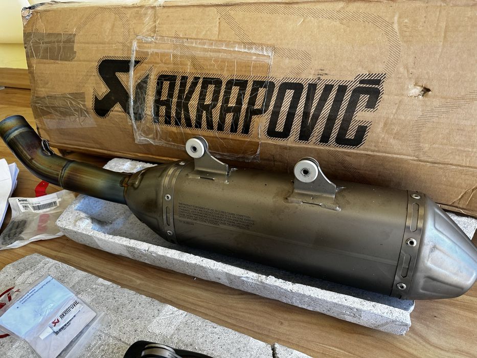 Akrapovic цяла генерация ауспух ктм хусквафна