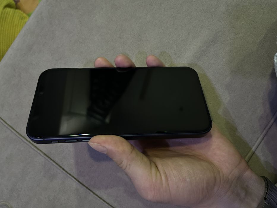Iphone11 в корпусе 17 про оригинал