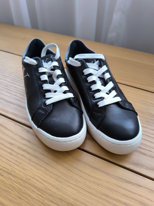 сникърси Calvin Klein