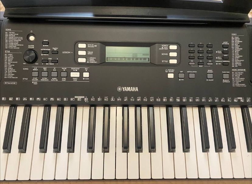 Синтезатор Yamaha