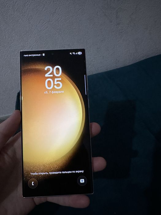 Samsung Galaxy S23 Ultra — флагман в идеально состоянии