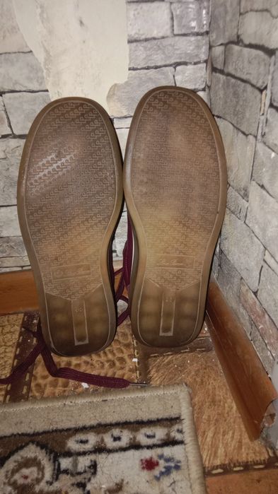 Кроссовки женский
