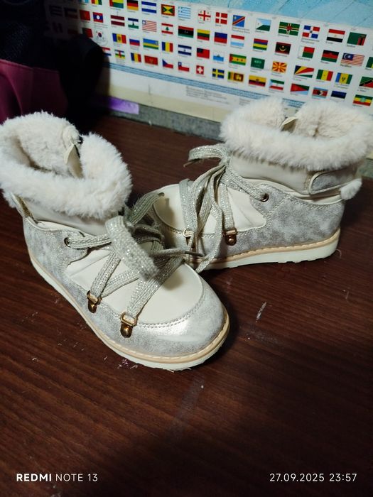 Ботинки для девочки