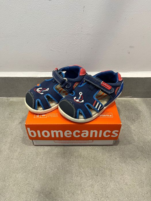 Сандали Biomecanics, номер 23