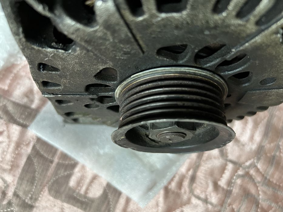 Генератор Ford Maverick 3.0 AJ