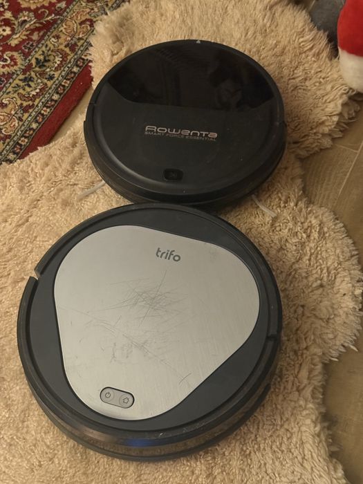 Robot aspirator de casa cu perii Rowenta + Trifo praf