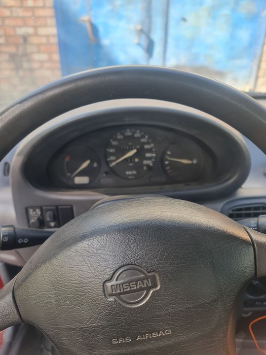 Nissan micra k11