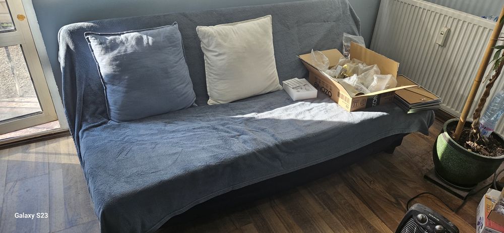 Разтегателен диван