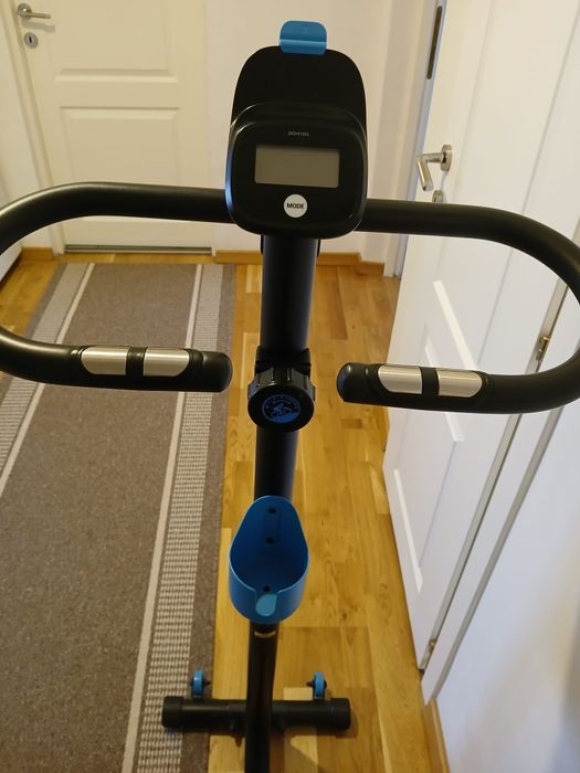 Se vinde bicicletă statică ca nouă