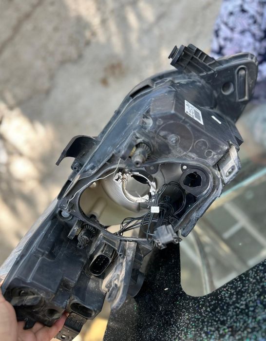 Vand far stanga Seat Ibitza 2009_2013 arata foarte bine si nu are prin