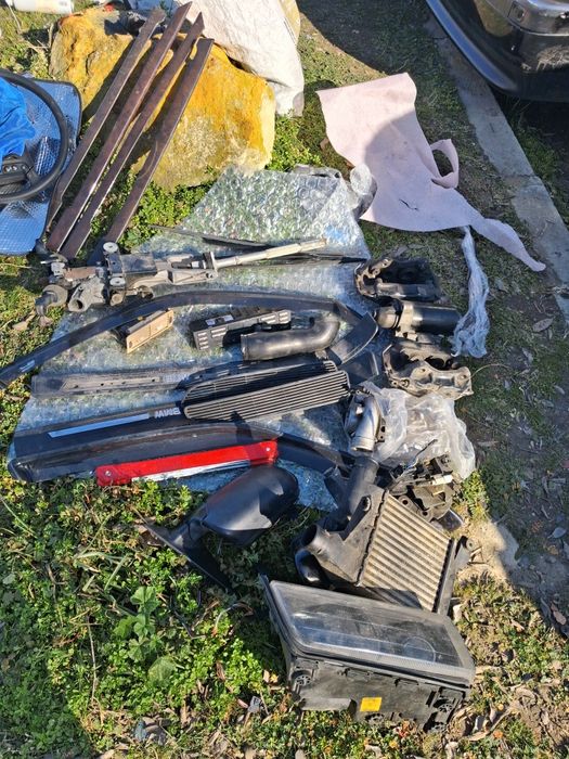 Части за BMW E38