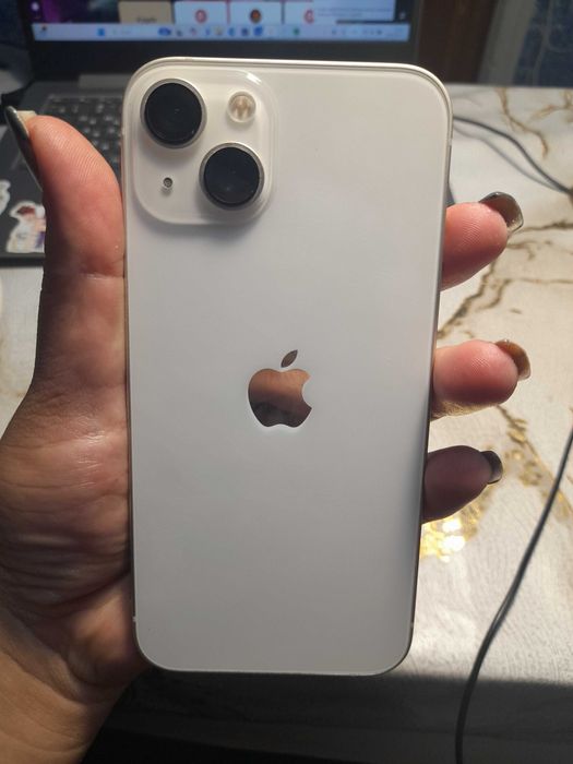 Продаю Iphone 13 на запчасти,либо на ремонт