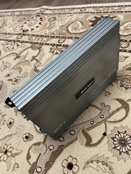 Boss Mini уселитель 6000ват