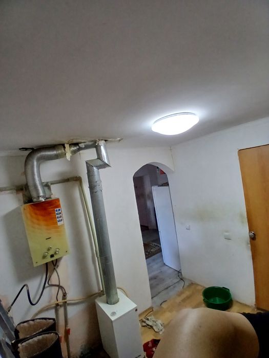 Продам пол  дома в бурундае