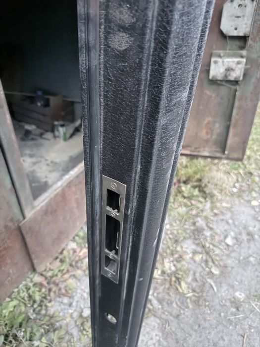 Входная дверь бу