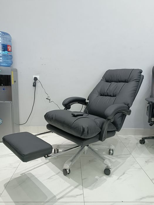 Kreslo Li 9 для руководителей FOR BOSS