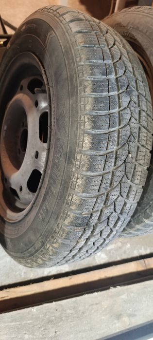 Зимни гуми с джанти 2бр