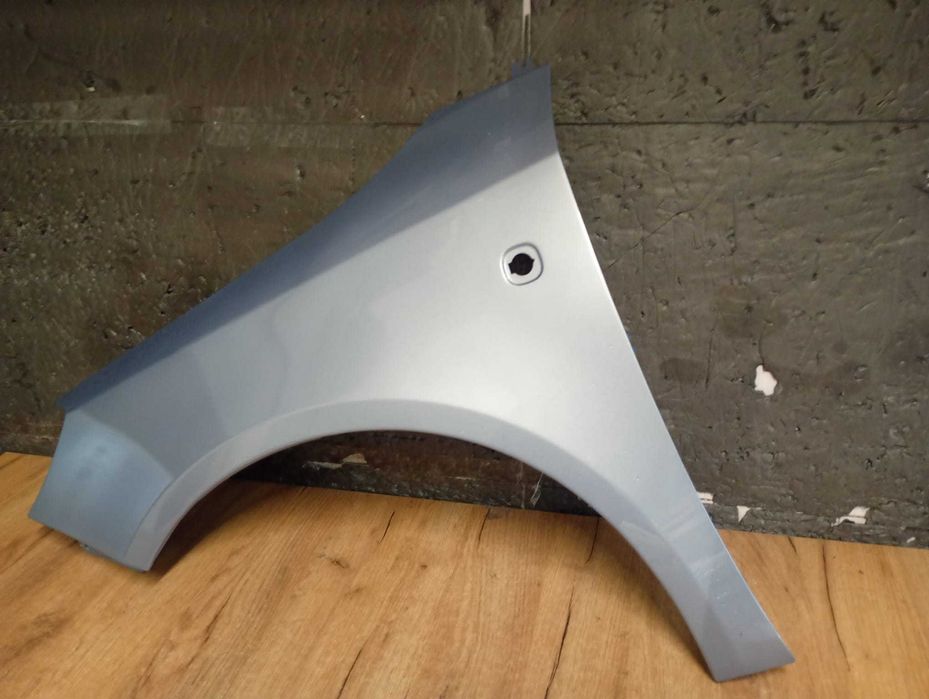 Aripa Fata Stanga Skoda Fabia 2 II An 2007-2014 (F8K (Albastru))