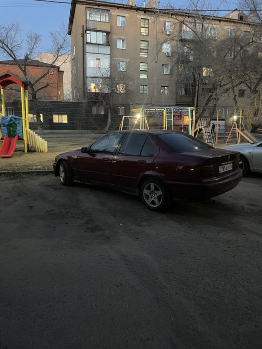 Продам BMW 2.5 объем м50