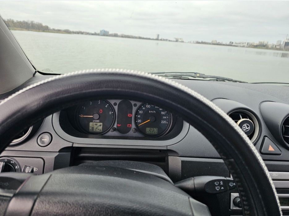 FORD Fiesta 2002 — imagine 10