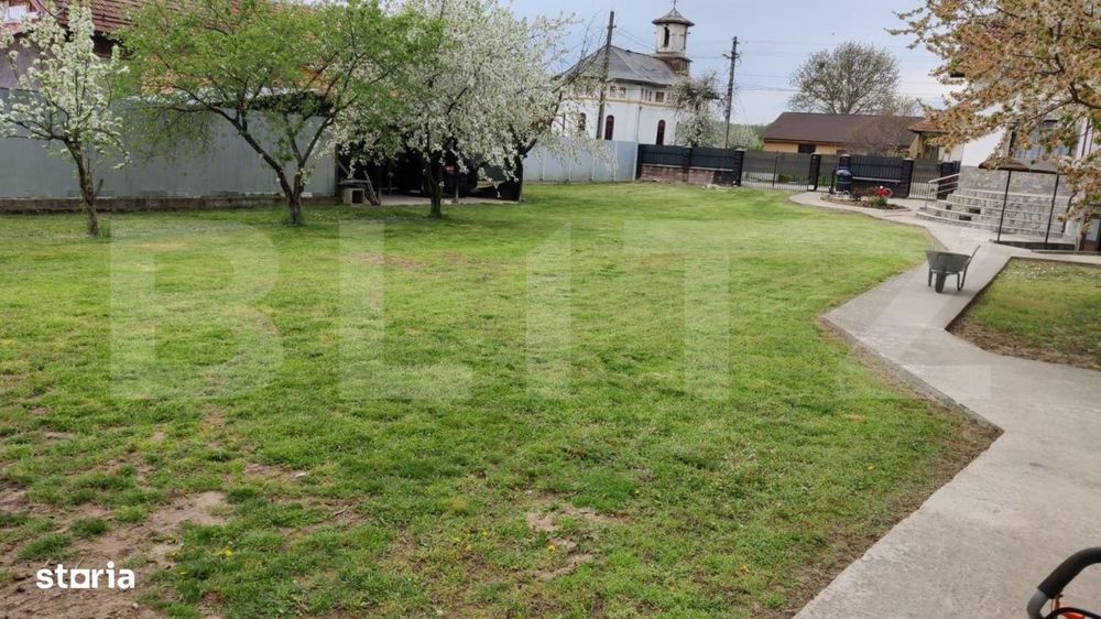 Casa P+E+M, 250 mp si 3400 mp teren, zona Arcani