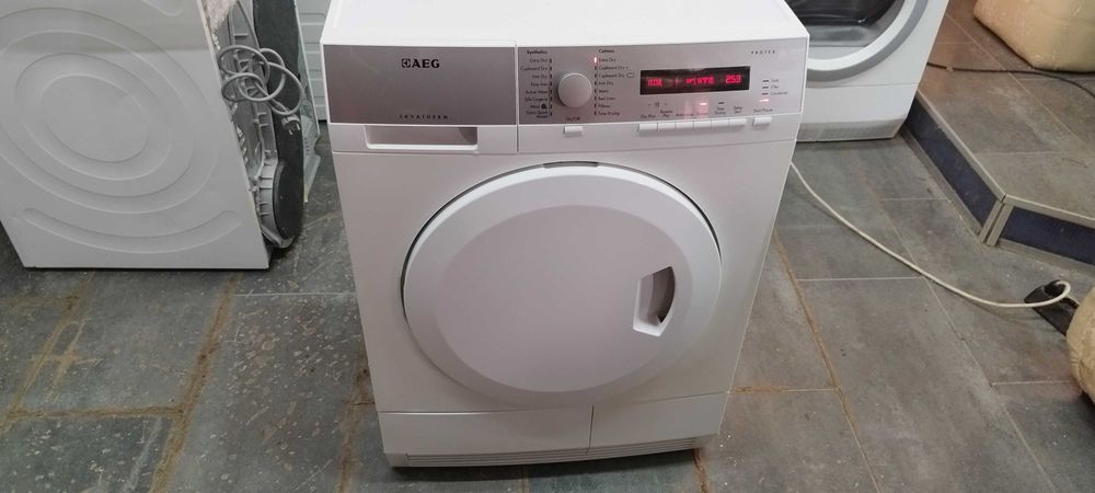 Сушилня AEG клас A++ 8кг внос от Германия