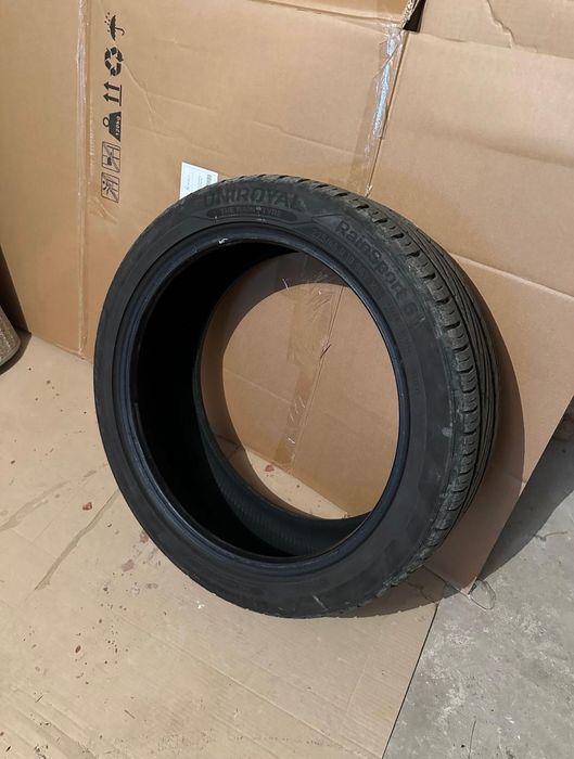 Set cauciucuri de vară 225/45R19(2 Continental+ 2 RainSport5)