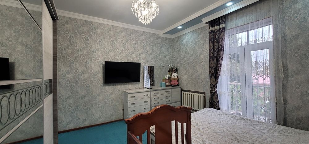 Срочно продам свой квартиру!Торг в реалном покупателям!Высоко потоло