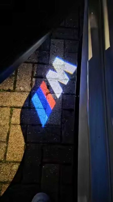 LED Светещо Лого проектор за врата Автомобил Кола BMW БМВ (2бр)