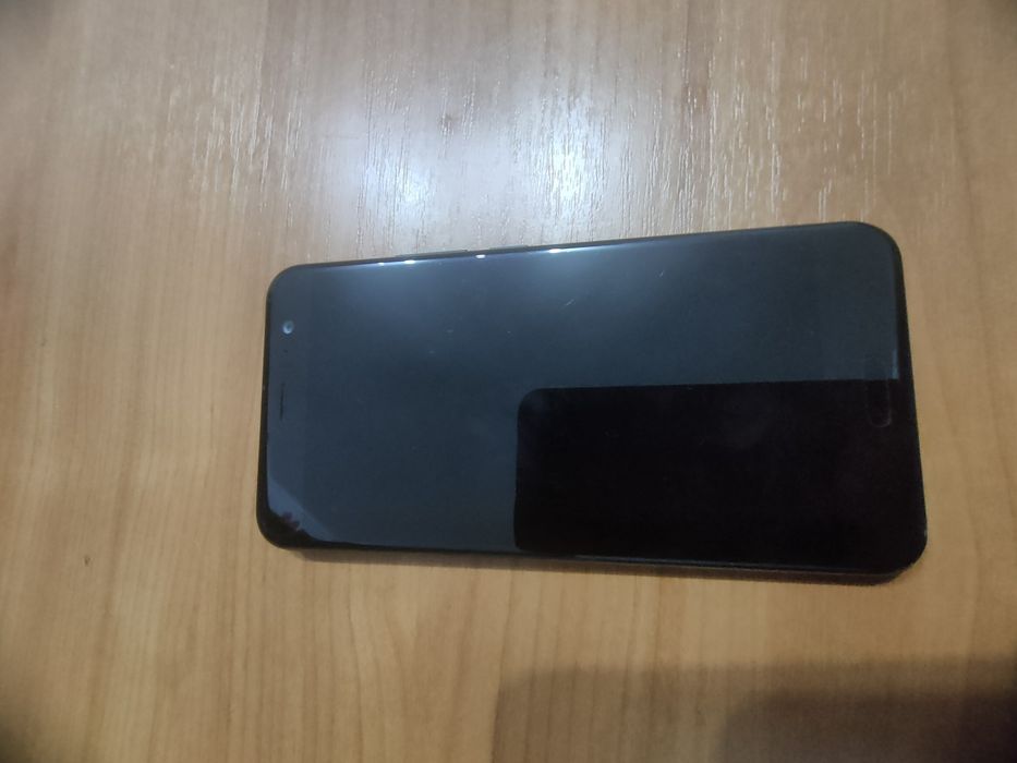 HTC U11 funcțional orice retea