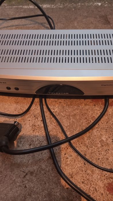 Vând decor este stare foarte buna funcționare