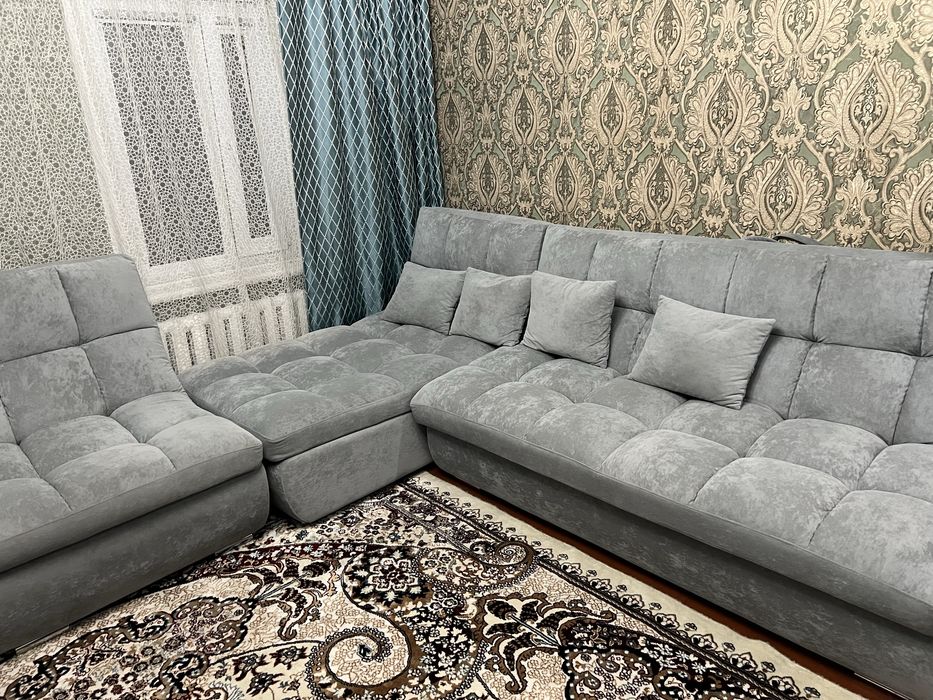 Продам диван , в отличном состоянии .