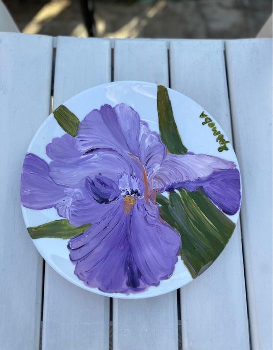 Ръчно рисувани чиний