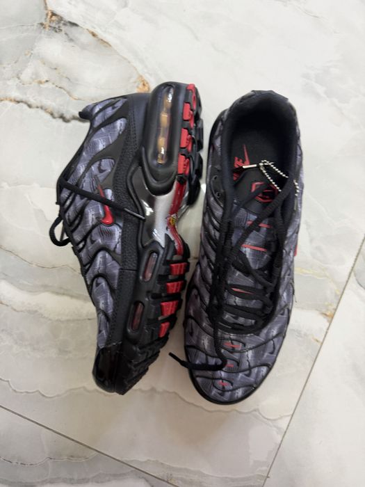 Adidasi nike tn nr 42