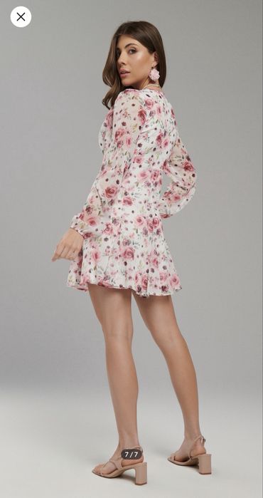 Рокля фрарален мотив