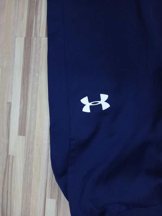 UNDER ARMOUR комплект цена 40лв