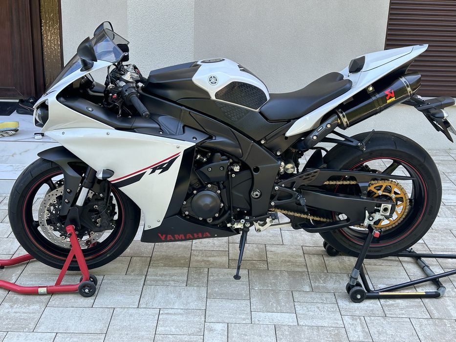 Yamaha R 1 Big Bang an 2014
