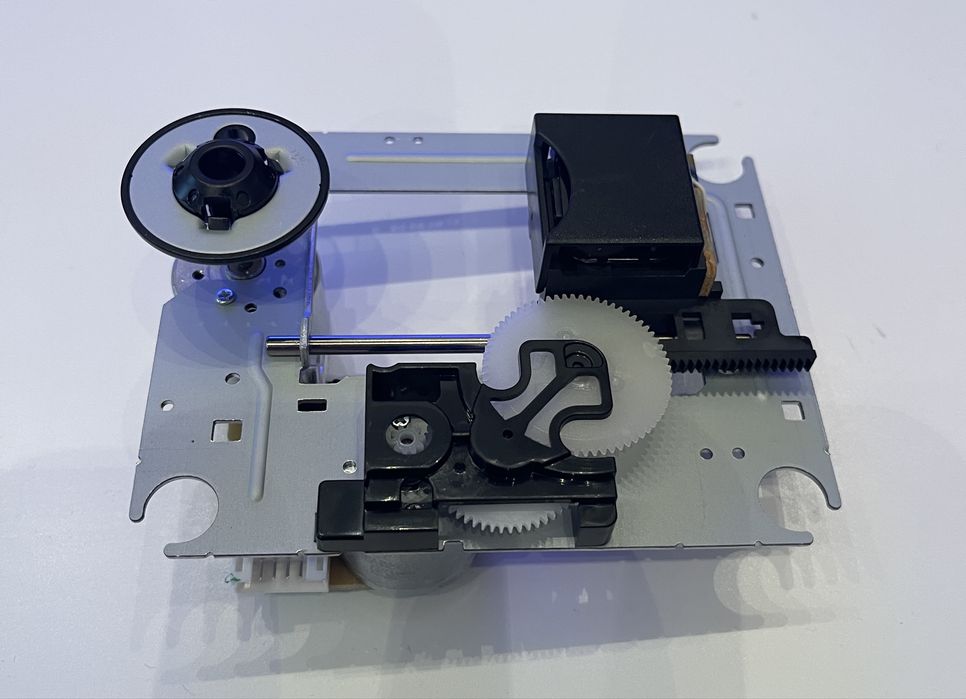 Sistem Optic-Laser-Pioneer PD 10AE sau PD 30AE.
