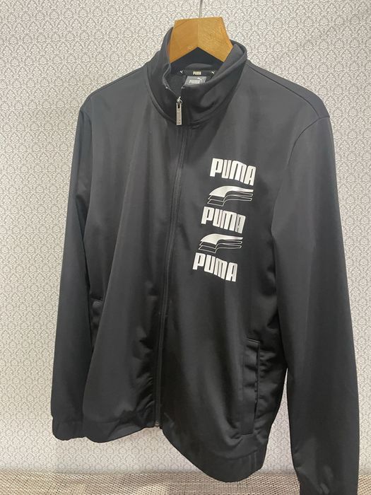 Продам спортивный костюм puma. В хорошем состоянии