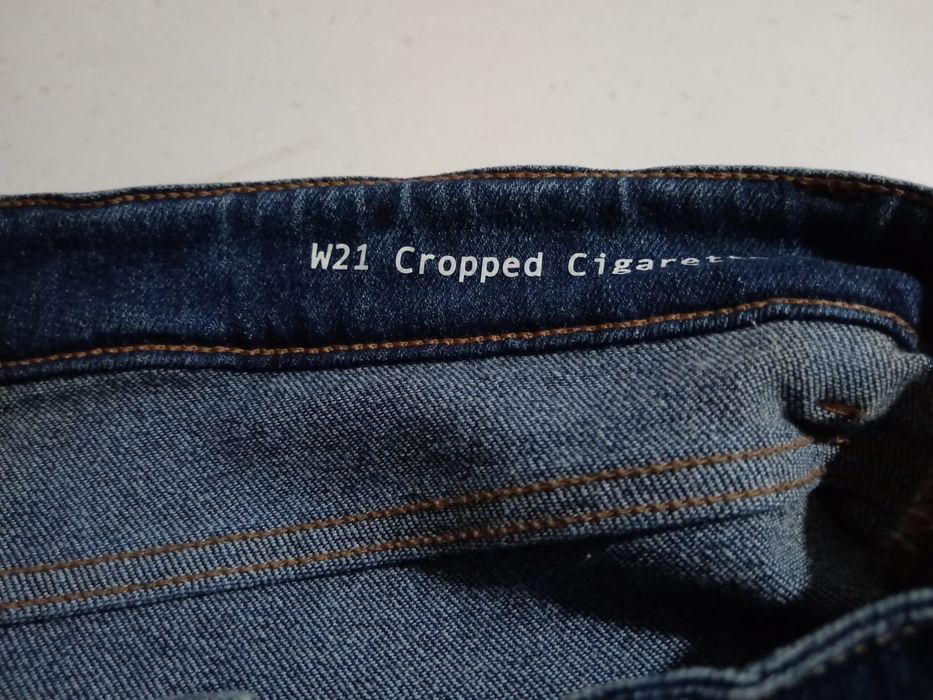 Продам новые джинсы Max Mara