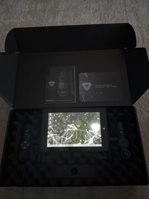 Vision Linx Windows tableta cu controller Xbox