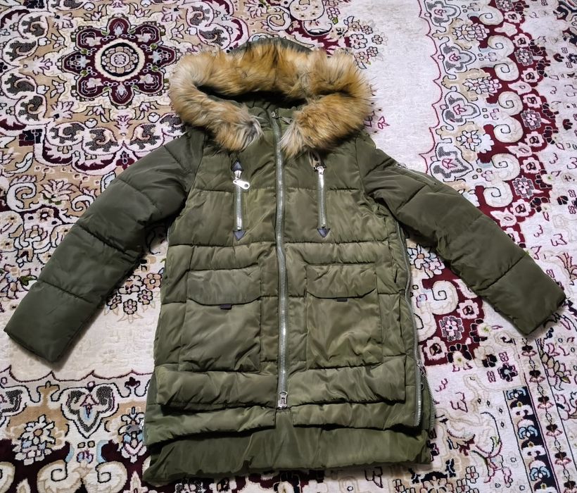 Продам зимнию куртку