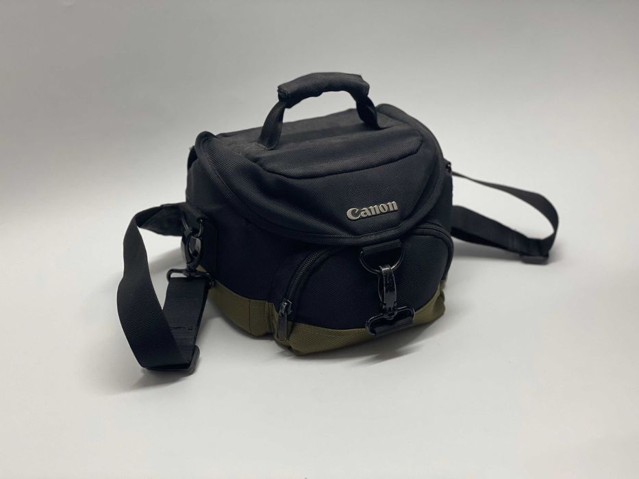 Фотоапарат Canon EOS 750D