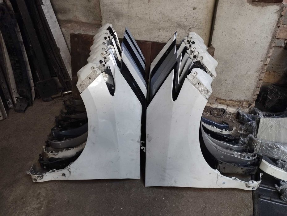 Toyota Alphard Estima крыло левое правое оригинал из Японии