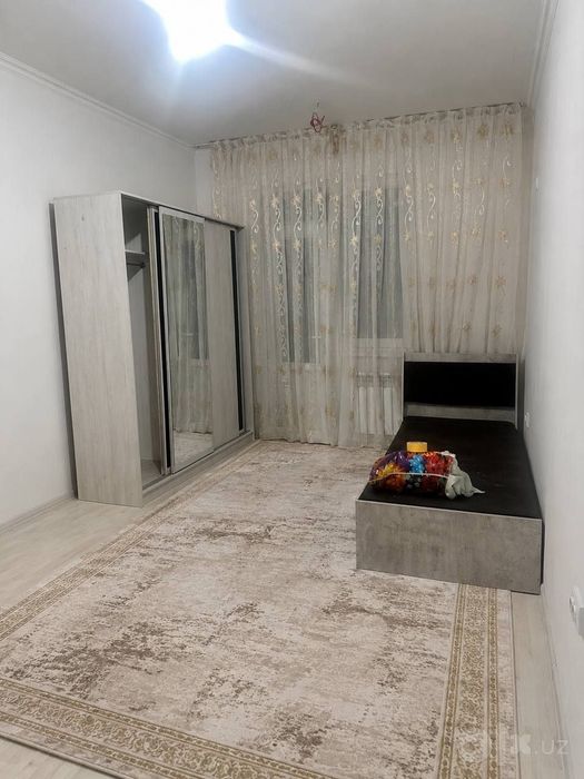 Sotiladi olmos navostroyka. 3/2/16m²