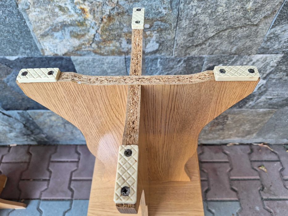 Oferta! Scaune / taburete 3+1 gratis !