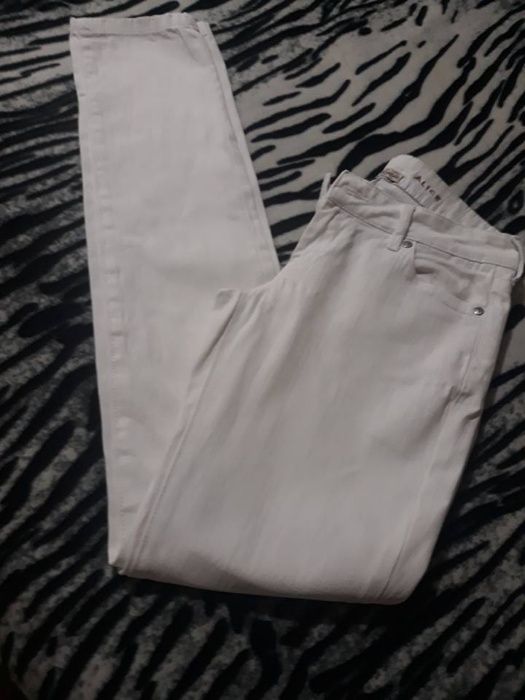 MANGO Бели Дънки